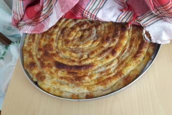 Kıymalı Ispanaklı Boşnak Böreği