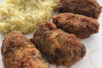 Nefis Kadınbudu Köfte Tarifi