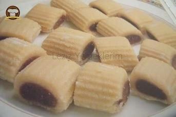 İki Renk Badem Ezmesi