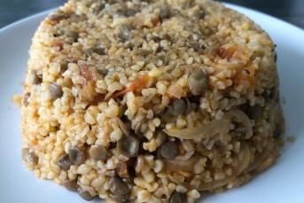 Domatesli Mercimekli Bulgur Pilavı
