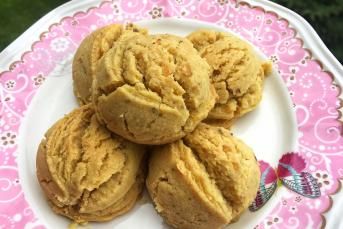 Tahinli Kurabiye (Aşamalı Anlatım)