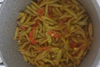 Zeytinyağlı Taze Fasulye (Aşama Aşama Anlatım)