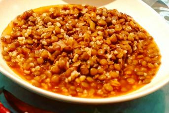 Bulgurlu Yeşil Mercimek Yemeği