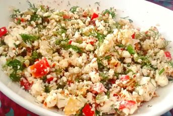 Kahvaltılık Kuru Soğanlı Cevizli Lor Kavurması