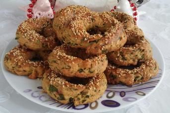 Otlu Peynirli Simit Tarifi