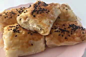 Baklava Yufkasından Çıtır Börek Tarifi