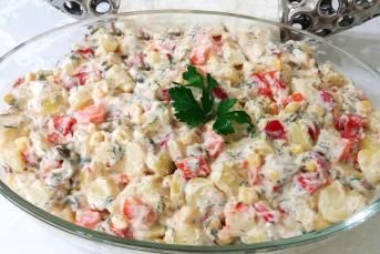 Yoğurtlu Patates Salatası (Nefis Gün Salatam)