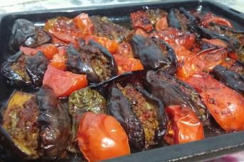 Fırında Karnıyarık Yapımı