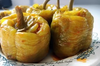 Etli Yeşil Biber Dolması