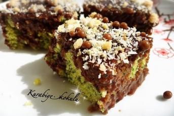 Ispanaklı Islak Kek