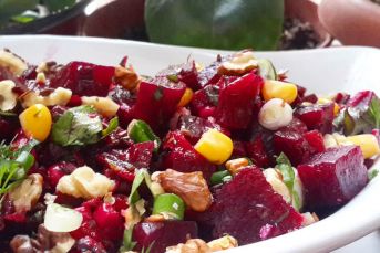 Cevizli Kırmızı Pancar Salatası