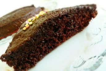 Nefis Bol Çikolatalı Islak Kek