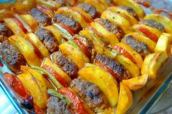 İzmir Köfte (Mutlaka Deneyin)