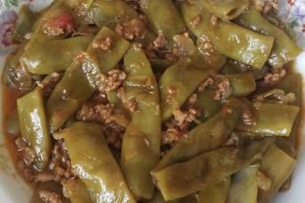 Kıymalı Fasulye Yemeği (Düdüklü Tencerede)