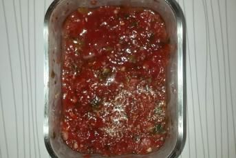 Kışlık Sarımsaklı Pişmeyen Ezme