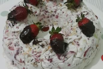 Muzlu Ve Çilekli Parfe