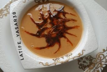 Kırmızı Mercimek Çorbası
