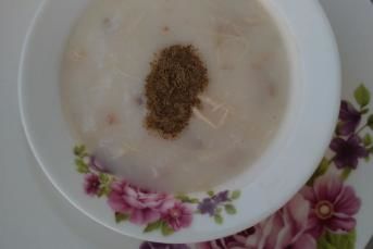Pirinçli Tavuk Suyu Çorbası