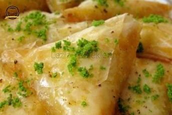 Muhallebili Muska Tatlısı