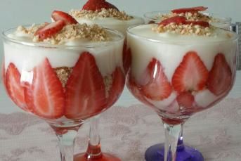 Çilekli Magnolia (Harika Lezzet)