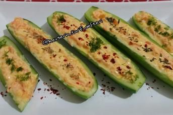 Salatalık Sandalında Havuç Salatası