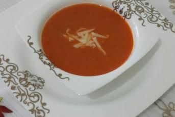 Domates Çorbası (Harika Lezzet)