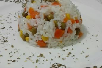 Garnitürlü Muhteşem Pirinç Pilavı