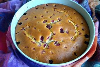 Vişneli Kek (Çok Pratik)