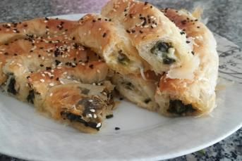 Ispanaklı Dolama Börek Tarifi