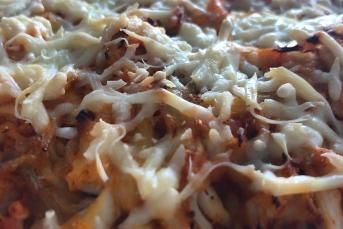 Fırında Peynirli Soslu Tavuk