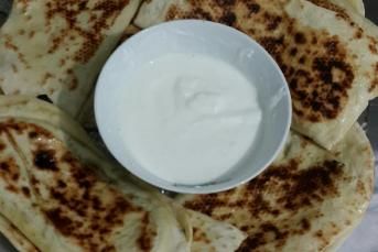 Tavada Ispanaklı D Börek (El Açması)