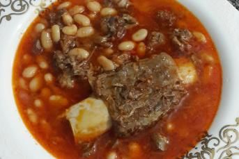 Kaburgalı Kuru Fasulye Yemeği