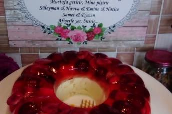 Vişneli İrmik Tatlısı Tarifi