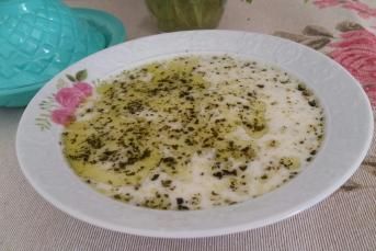 Pirinç Çorbası (Yoğurtlu)