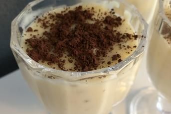 Muzlu Muhallebi Tarifi (Nişastalı)