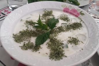 Cacık Nasıl Yapılır (Aşamalı Anlatım)