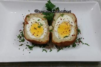 Patates Topları İçinde Sürpriz Yumurtalar