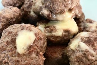 Kaşarlı Cızbız Köfte