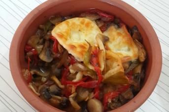 Güveçte Mantar Fajita