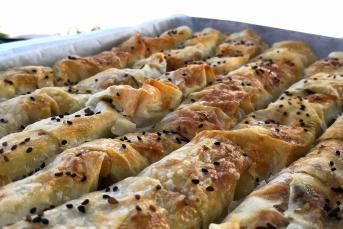 Kıymalı Sarma Börek