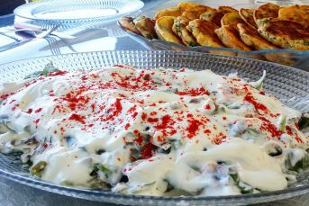 Yeşil Mercimekli Semizotu Salatası