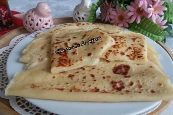 Kahvaltıya Enfes Kaşarlı Krepler