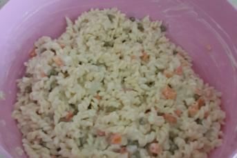 Yoğurtlu Makarna Salatası