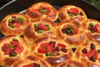 Ev Yapımı Mini Pizza