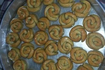 Gül Tatlısı Nasıl Yapılır