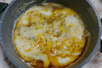 Kremalı Yoğurt Çorbası