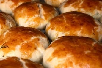 Dereotlu Peynirli Mini Poğaça