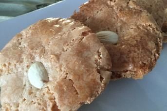 Acı Badem Kurabiyesi