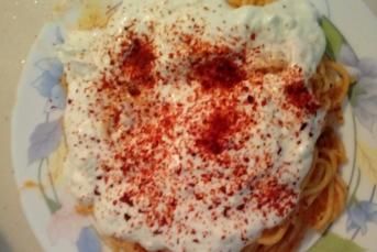 Yoğurtlu Çubuk Makarna Nasıl Yapılır