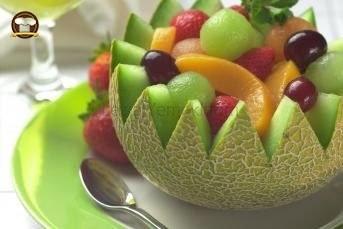 Kavunda Dondurmalı Meyve Salatası